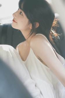 妹妹想尝尝我的子弹吗
